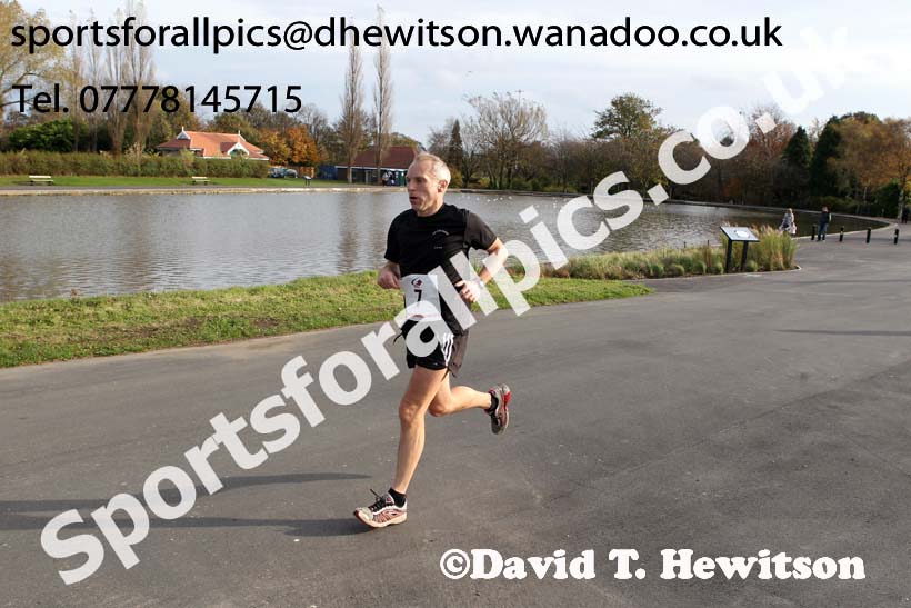 Newcastle Town Moor Marathon. Photo: David T. Hewitson/Sports for All Pics
